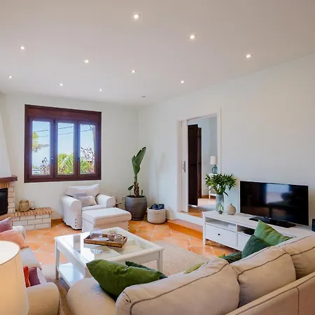 With Heated Private Pool And Exotic Garden Техина-де-Исора