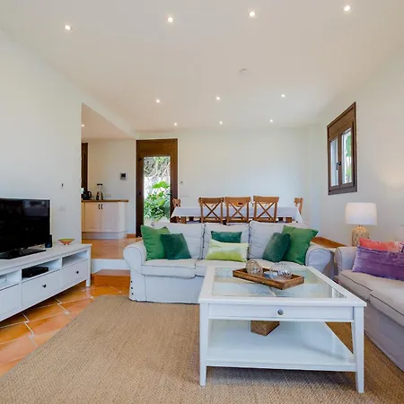 With Heated Private Pool And Exotic Garden Вилла *