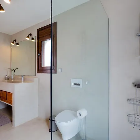 Вилла With Heated Private Pool And Exotic Garden