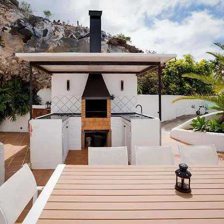 With Heated Private Pool And Exotic Garden Техина-де-Исора