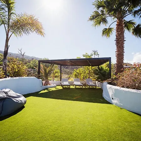 With Heated Private Pool And Exotic Garden Техина-де-Исора