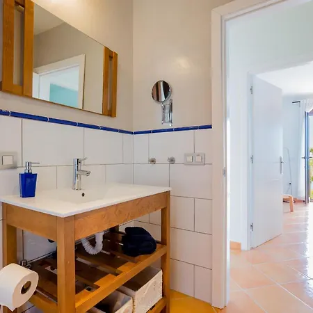 Вилла With Heated Private Pool And Exotic Garden